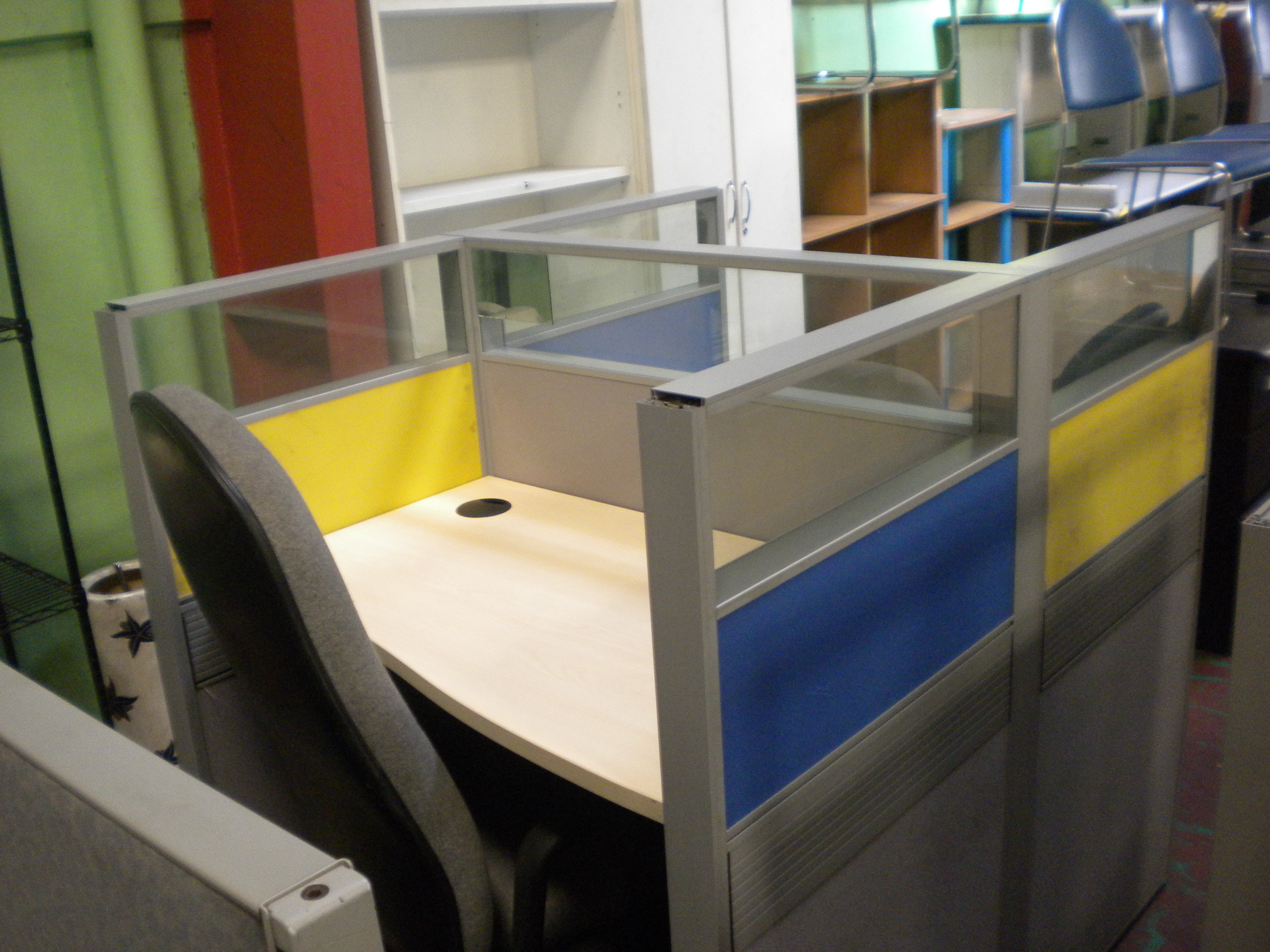surplus cubicle Used Office Furniture Philippines