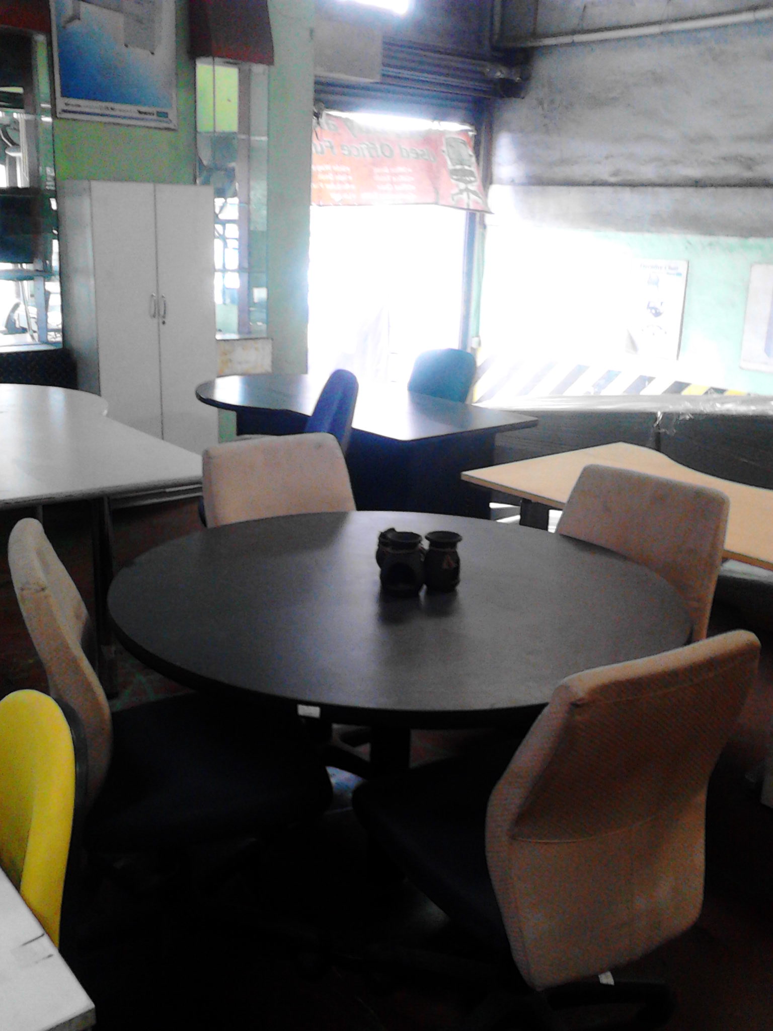 used chairs and tables Used Office Furniture Philippines