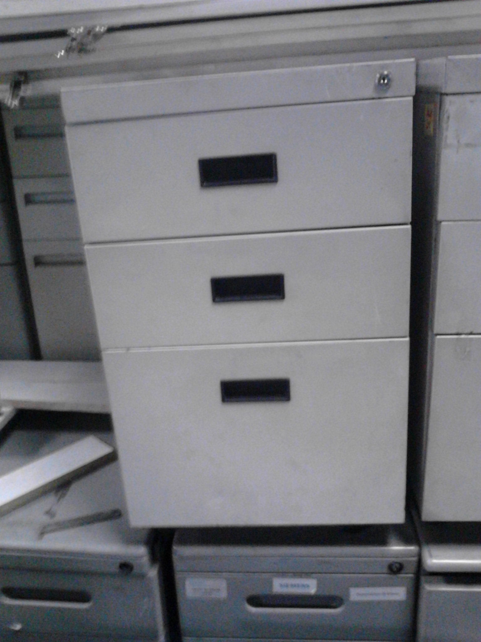 used office pedestal Used Office Furniture Philippines