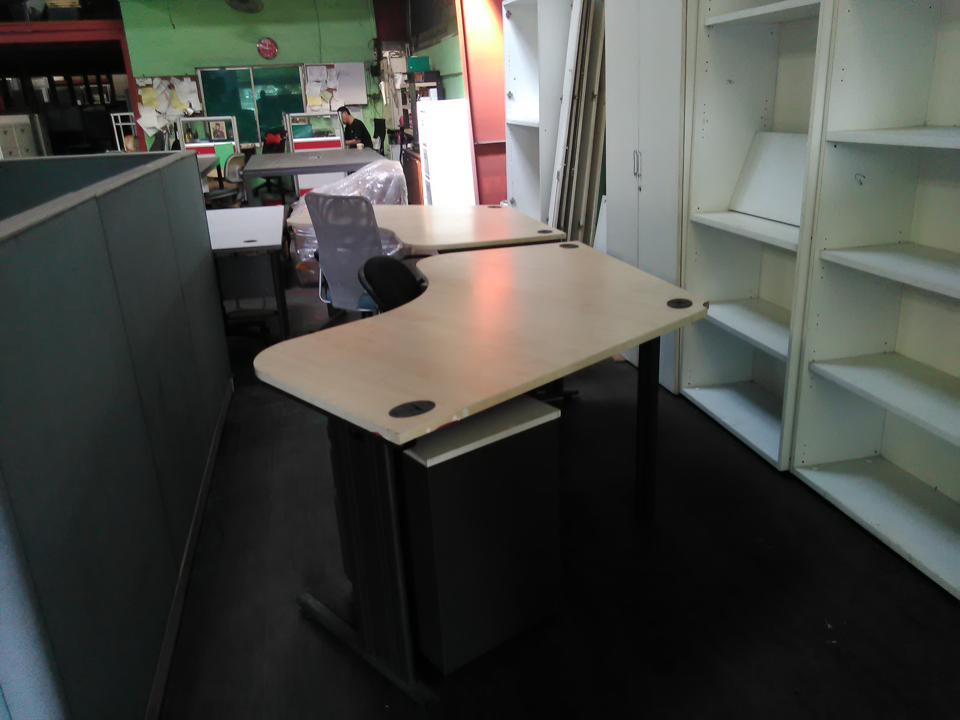 boomerang table Used Office Furniture Philippines