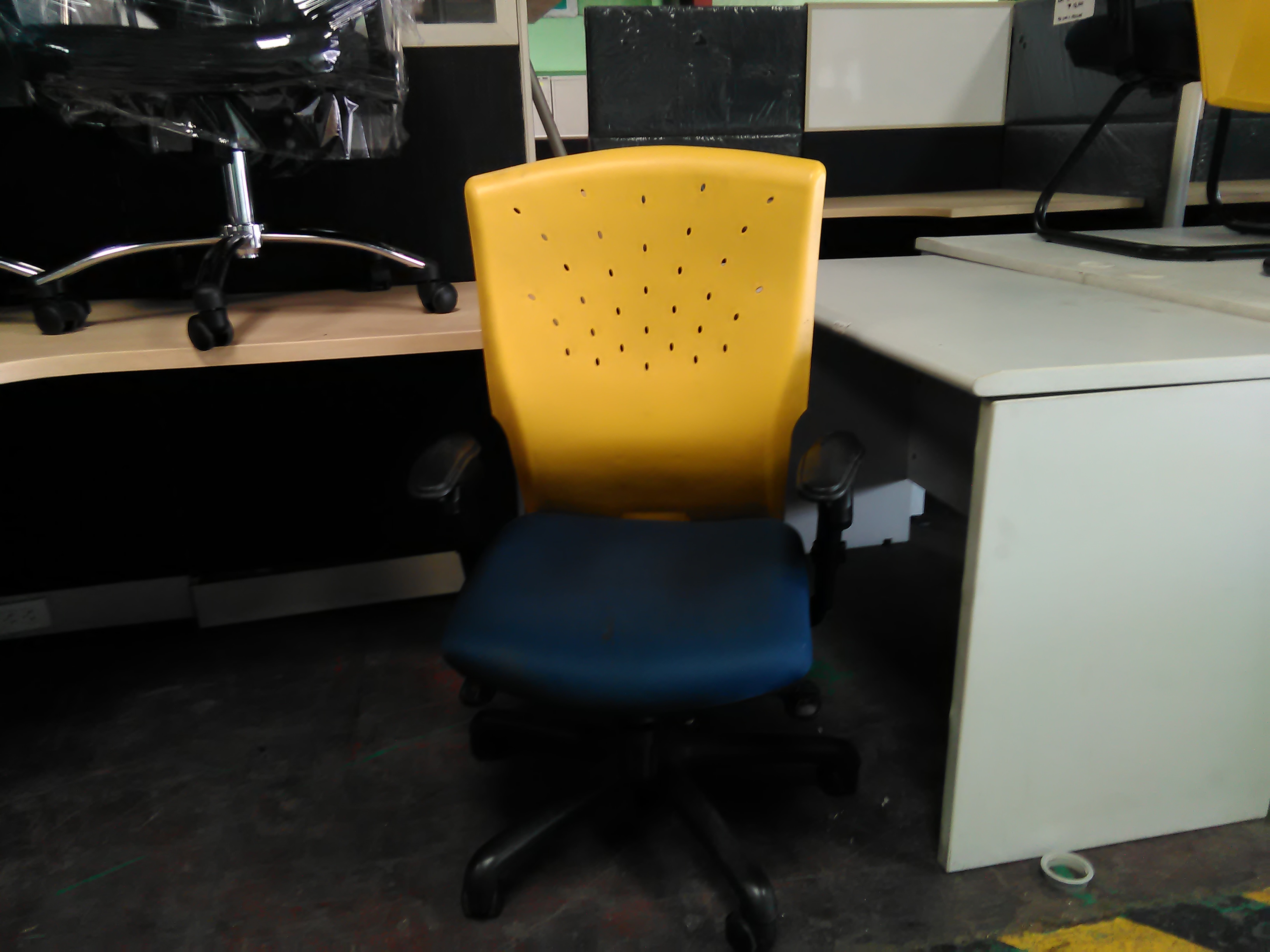 used office chair Used Office Furniture Philippines