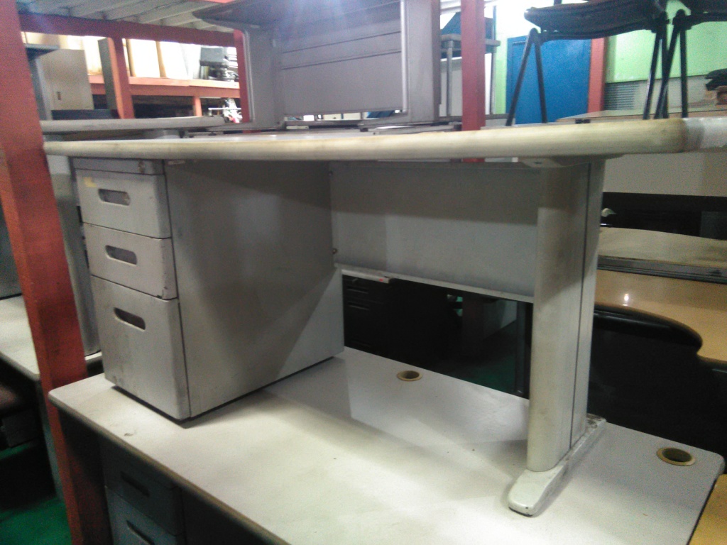 office desk Used Office Furniture Philippines